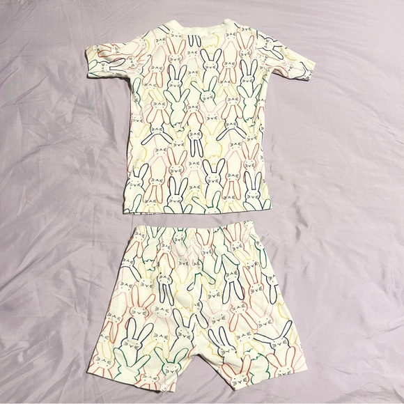 Hanna Andersson Multi Colored Bunnies Pajama Set - Shorts (8Y) - Picture 2 of 5